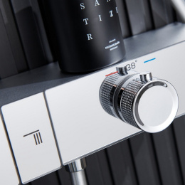 Душевая стойка B&W Gravity GH-9005-C с термостатом, хром
