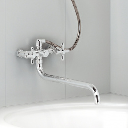 Фото Dorff D6095000 Vintage двухзахватный смеситель для ванны и душа с универсальным изливом и душевым на
