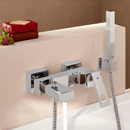 Grohe Eurocube 23140000 Смеситель для ванны с изливом