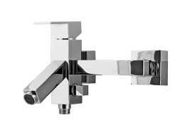 Фото Смеситель Remer для ванны короткий нос RR QR05 83A без LED